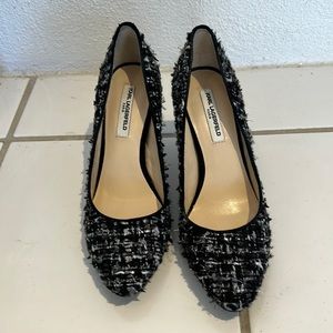Beautiful Black snd White Karl Lagerfield Pumps!